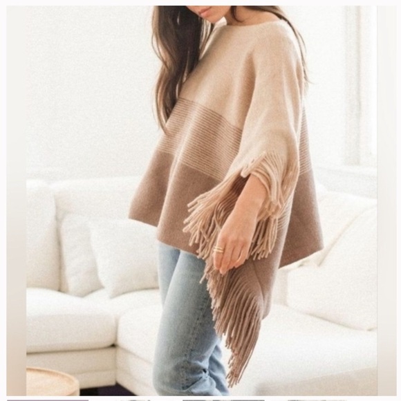 GENTLE  FAWN O/S Tristan Blush Mix Super Soft Poncho Shrug w/ Fringe New w/ Tags - Picture 2 of 9